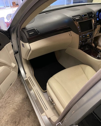 Lexus LS cena 48000 przebieg: 177100, rok produkcji 2009 z Janikowo małe 529